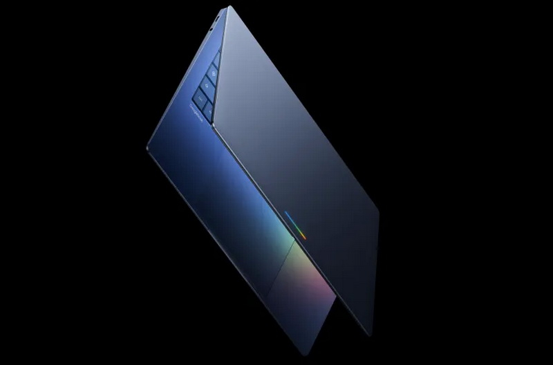 Image default