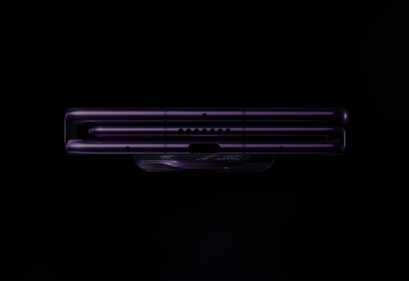 Image default
