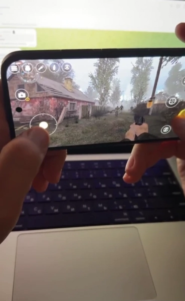 Image default